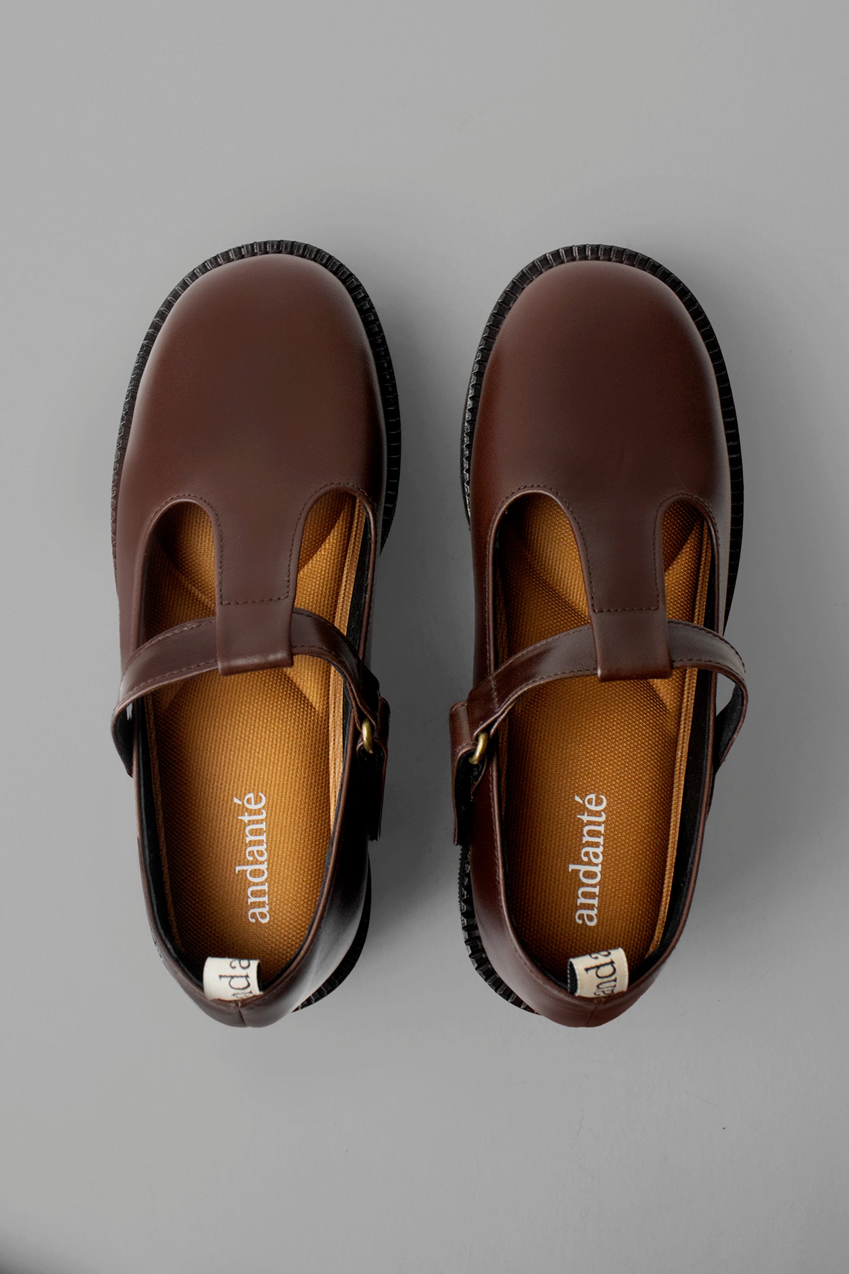 andanté The T-Bar Loafer in Antique Brown